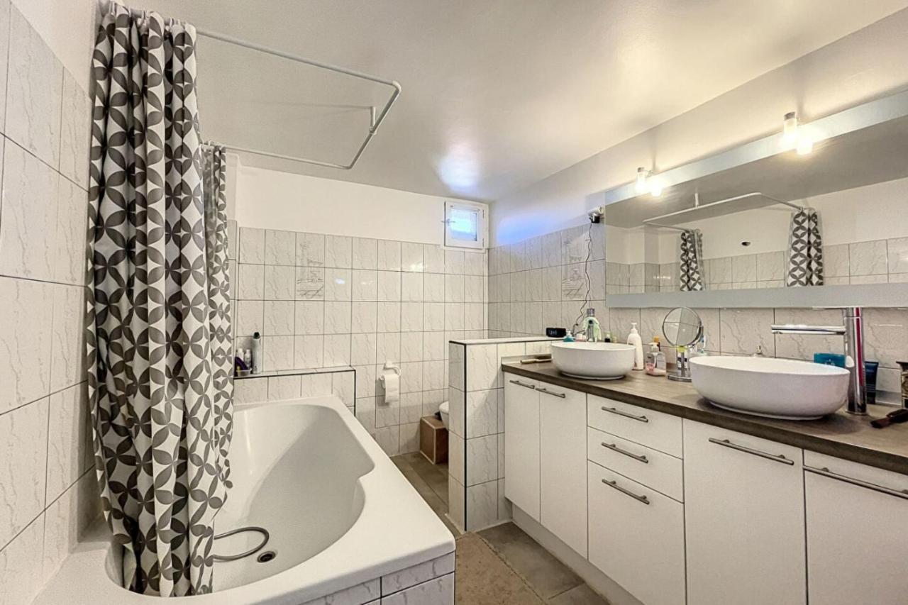 Maisonnette De Plage Sur Les Toits Appart 1 Chambre 1 Mezzanine Avec Vue Ле-Гро-дю-Руа Экстерьер фото