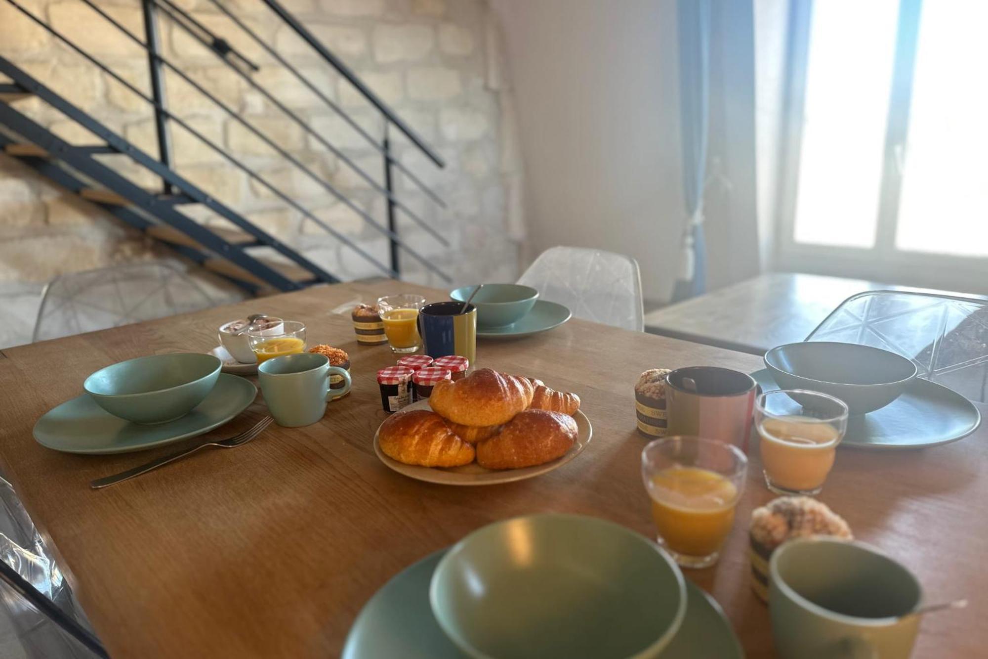 Maisonnette De Plage Sur Les Toits Appart 1 Chambre 1 Mezzanine Avec Vue Ле-Гро-дю-Руа Экстерьер фото